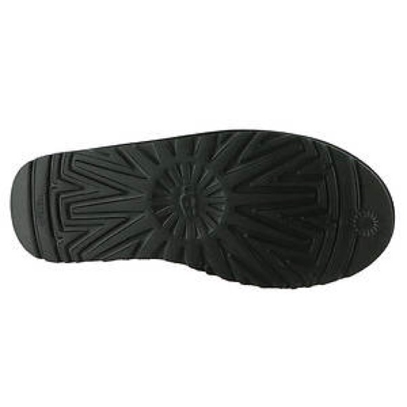 🆕🔥UGG ✖️ Neumel Flex Black Suede Boots NWT - Picture 4 of 9